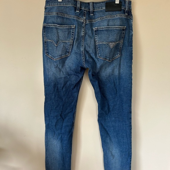 Men’s Guess jeans - Picture 4 of 5